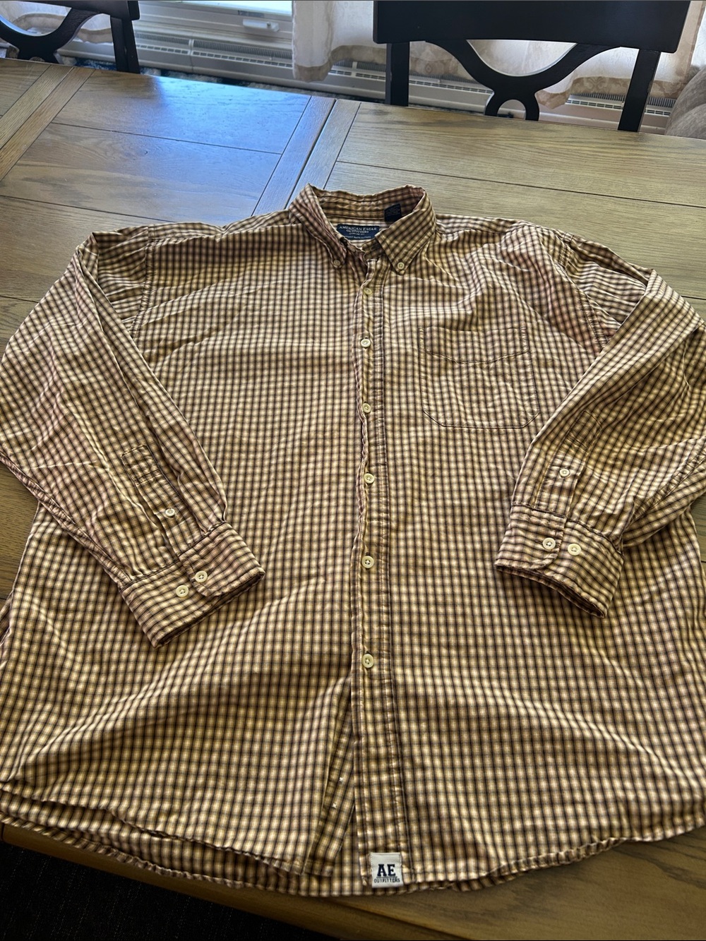 American Eagle Outfitters Men’s Brown and Cream Gingham Button-Down Shirt sizeXL